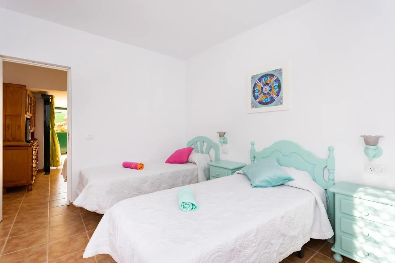 Villa Mountain, Seaviews, And Pool Relax By Sunkeyrents Fasnia 0*,  España