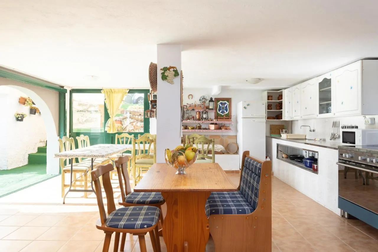 Villa Mountain, Seaviews, And Pool Relax By Sunkeyrents Fasnia Сasa de vacaciones