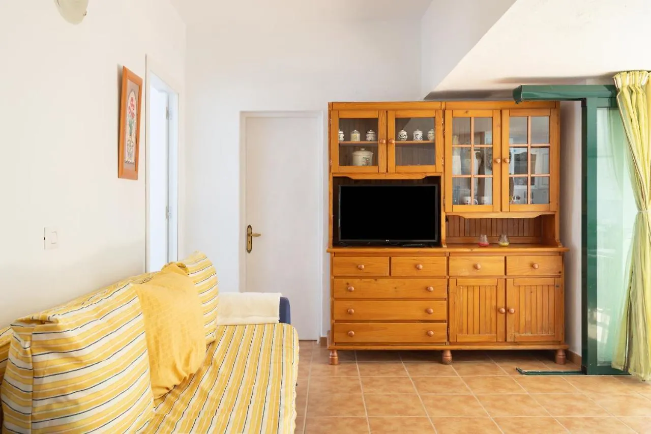 Villa Mountain, Seaviews, And Pool Relax By Sunkeyrents Fasnia 0*,  España
